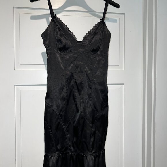 Guess Designer Night Out Cocktail Shiny Slip Dress Silky Black Looks New - Picture 1 of 10